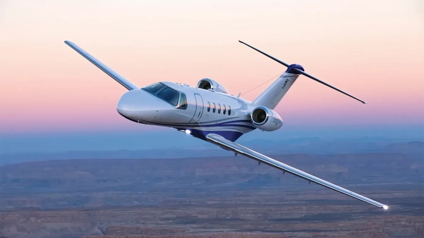 Cessna Citation CJ4, photo 1 - private jet