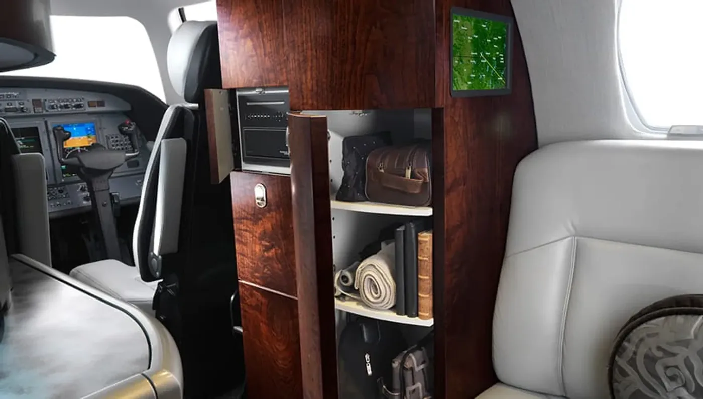 Cessna Citation CJ4, photo 2 - private jet