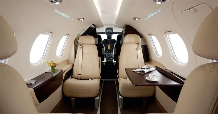 Embraer Phenom 100, photo 2 - private jet