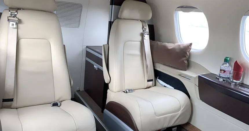 Embraer Phenom 100, photo 3 - private jet
