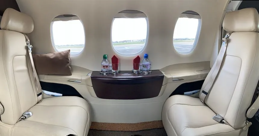 Embraer Phenom 100, photo 4 - private jet