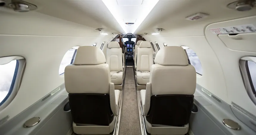 Embraer Phenom 300, photo 2 - jet privé