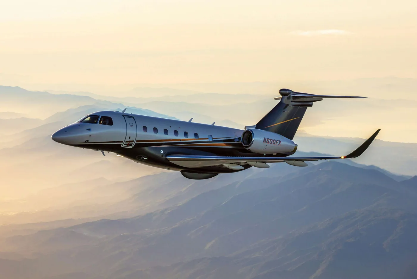 Embraer Praetor 600, photo 1 - private jet