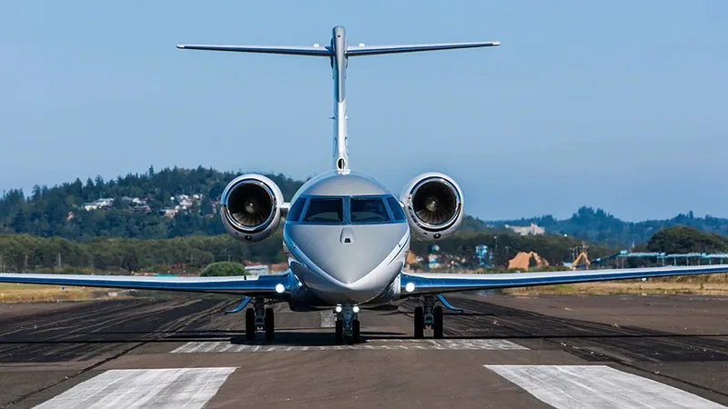 Gulfstream G280, photo 1 - private jet