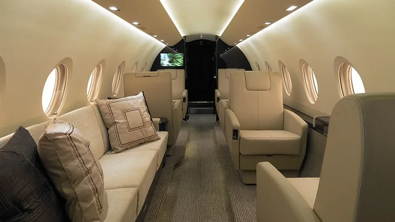 Gulfstream G280, photo 2 - private jet